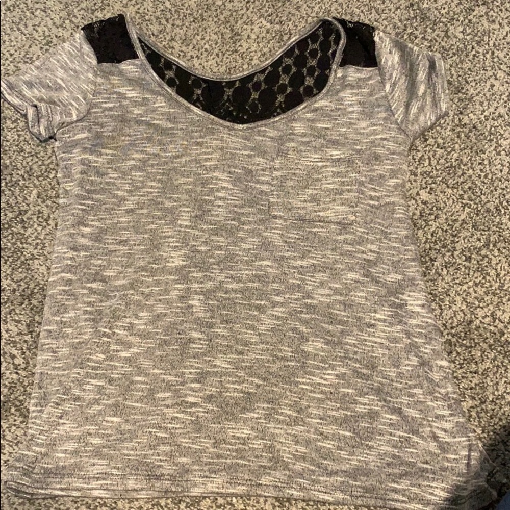 Grey top